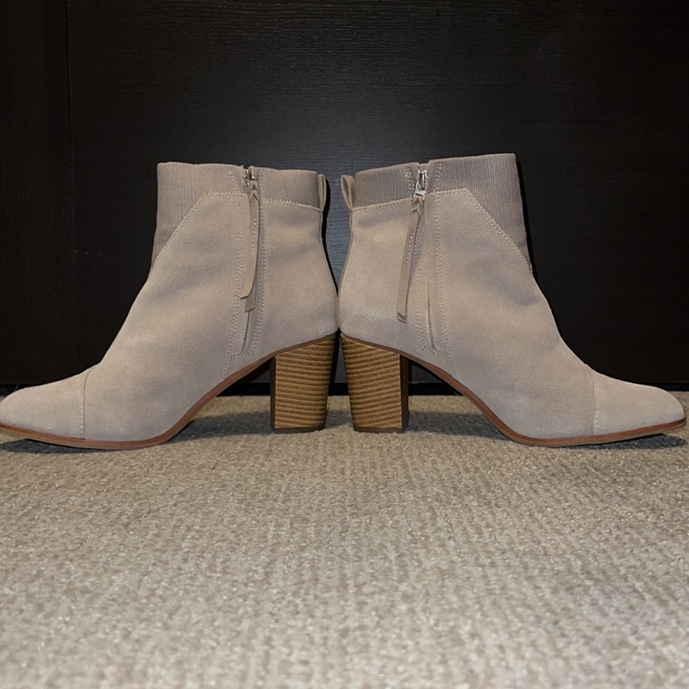 Toms Lunata (Block Heel) Bootie size 9.5 Tan Brown - Picture 9 of 9